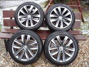 Originál Alu Kola VW +Pneu Zimní Pirelli 245/45/18 5X112