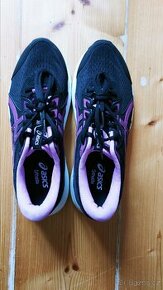 Běžecké silniční univerzální boty Asics 40.5