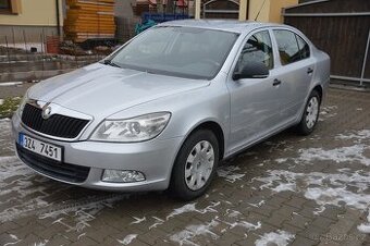 Škoda Octavia II krátká 1.6MPI 75kW 174tkm 10/09 klima