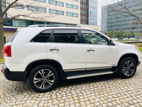 Kia Sorento 2.2D 4x4 145KW AUT WEBASTO SERVISKA TAŽNÉ