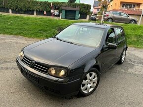 Volkswagen Golf IV. 1.6i - 1