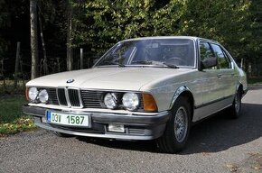 BMW 735i 1985