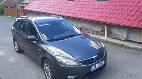 Kia ceed 2011