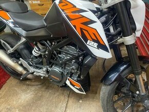 Ktm duke 125