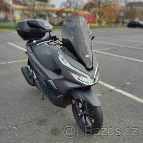 Honda PCX 125 - 2021 - skvělý stav