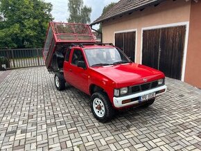 Nissan Pick up D21, sklápěč 4x4