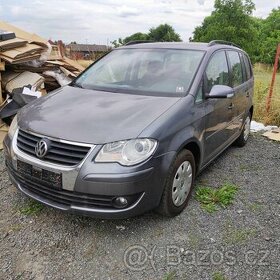 Volkswagen Touran II 1.9 Tdi 77 KW jen 162 tis km VYHŘ. SED