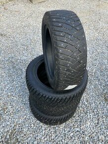 Zimní pneu s hřeby goodyear ultragrip s hřeby 205/55/16