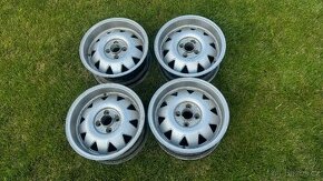 Originál dobové VW ALU kola/disky Fondmetal R15 4x100