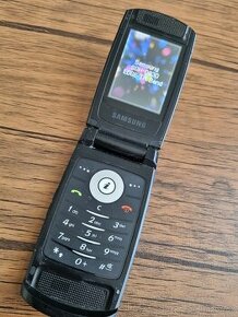 Samsung D830 - RETRO