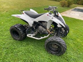 Yamaha Raptor 250