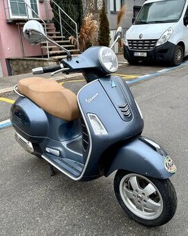 Vespa GTS 125 iGET, ABS, r.v.8/2017, najeto: 13000 km