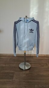 Krásná mikina s kapucí Adidas