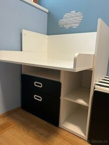 Ikea prebalovaci stul SMASTAD 90x79x100