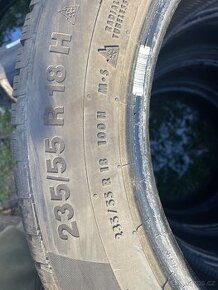 Prodam pneu Continental 235/55r18