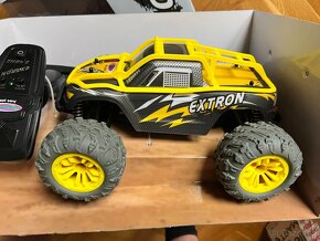 RC AUTO 4x4 1:14 CELOODPRUŽENÉ NEPOUŽITÉ