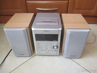 Nabízím minivěž Panasonic. Radio hraje pěkně. Přehrávání CD - 1