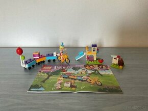 LEGO® Friends 41111 Vlak na oslavy