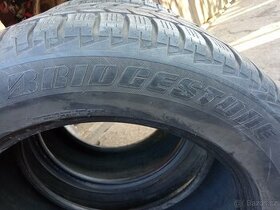 Pneu Bridgestone 255/55 R18