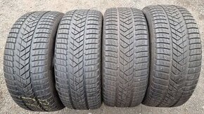 Zimní pneu 255/45/19 Pirelli