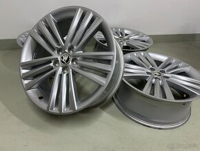 originál al sada Škoda Scala/Kamiq Sirius 5x100 18"