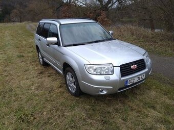 Subaru Forester SG 2.0i, Benzín, 116kW, Manuál