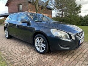 Volvo V60 2,4D 158kw - 1