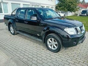 Nissan Navara DoubleCab 2.5 dCi SE   11/2015