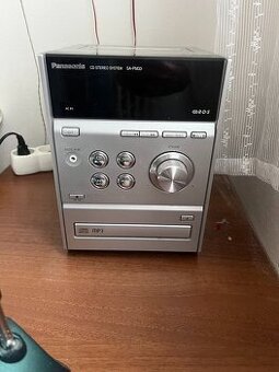 Věž Panasonic SA-PM33 + reproduktory