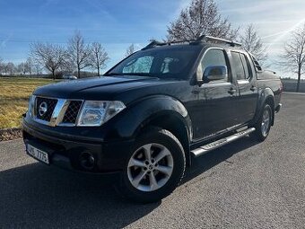 Nissan Navara Double-cab 2.5 dCi 4x4, 2009, tažné