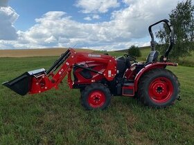 Malotraktor TYM F25 s čelním nakladačem - 1