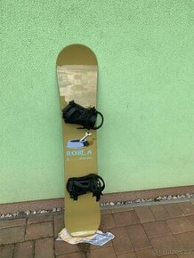 Snowboard s vazáním