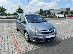 Opel Zafira 1.9 CDTi 7míst 6 rychlostí digi klima - 1