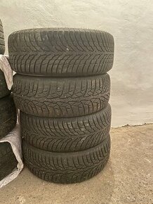 Nokian WR Snowproof 205/55 R16 - 1