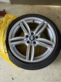 Kola BMW M 19" (F10/11) s pneu Pirelli P Zero