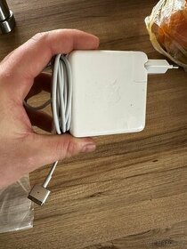 Apple Adaptér MagSafe 2 85w - nabíječka - 1