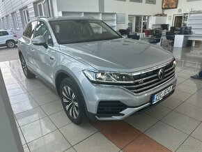 VW Touareg Basic 3,0 TDI 170kW Tiptronic 4Motion ZÁRUKA