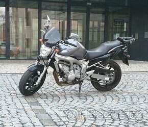 YAMAHA FZ6N