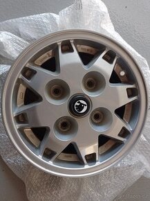 RARITA fungl novy 13" METEOR II ORIGINAL SKODA veteran - 1