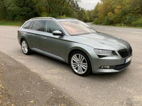 Superb 2.0tdi R19 kůže Canton PANO servis historie TOP