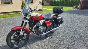 RE Super Meteor 650 - 1