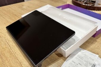 Prodám Lenovo Yoga tab 11, 8GB/256GB, LTE. Nejde zapnout.