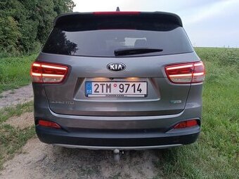 Kia Sorento 2.2 CRDi Platinum Edition 4WD,147kw, r.v.2015