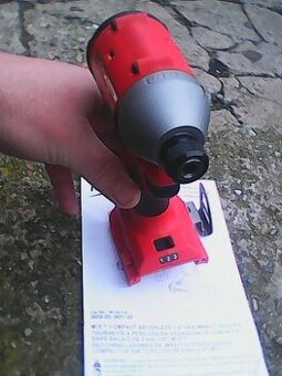 Milwaukee M18 BLIDR-0 Rázový utahovák 1/4 hex 190Nm