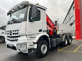 Mercedes Benz Arocs 3348 6x4 sklápěč jeřáb FASSI F255A