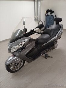 Suzuki Burgman 400