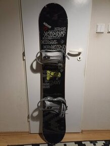 Snowboard Skyrock 150 cm s vázáním