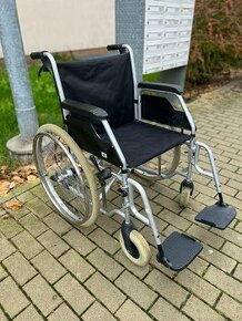 Skládací invalidní vozik Meyra