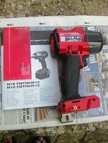 Milwaukee M18FMTIW2F12-0X 1/2 Golovy 881Nm aku razak