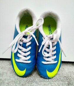 Fotbalové tenisky zn.Nike Mercurial - vel.28